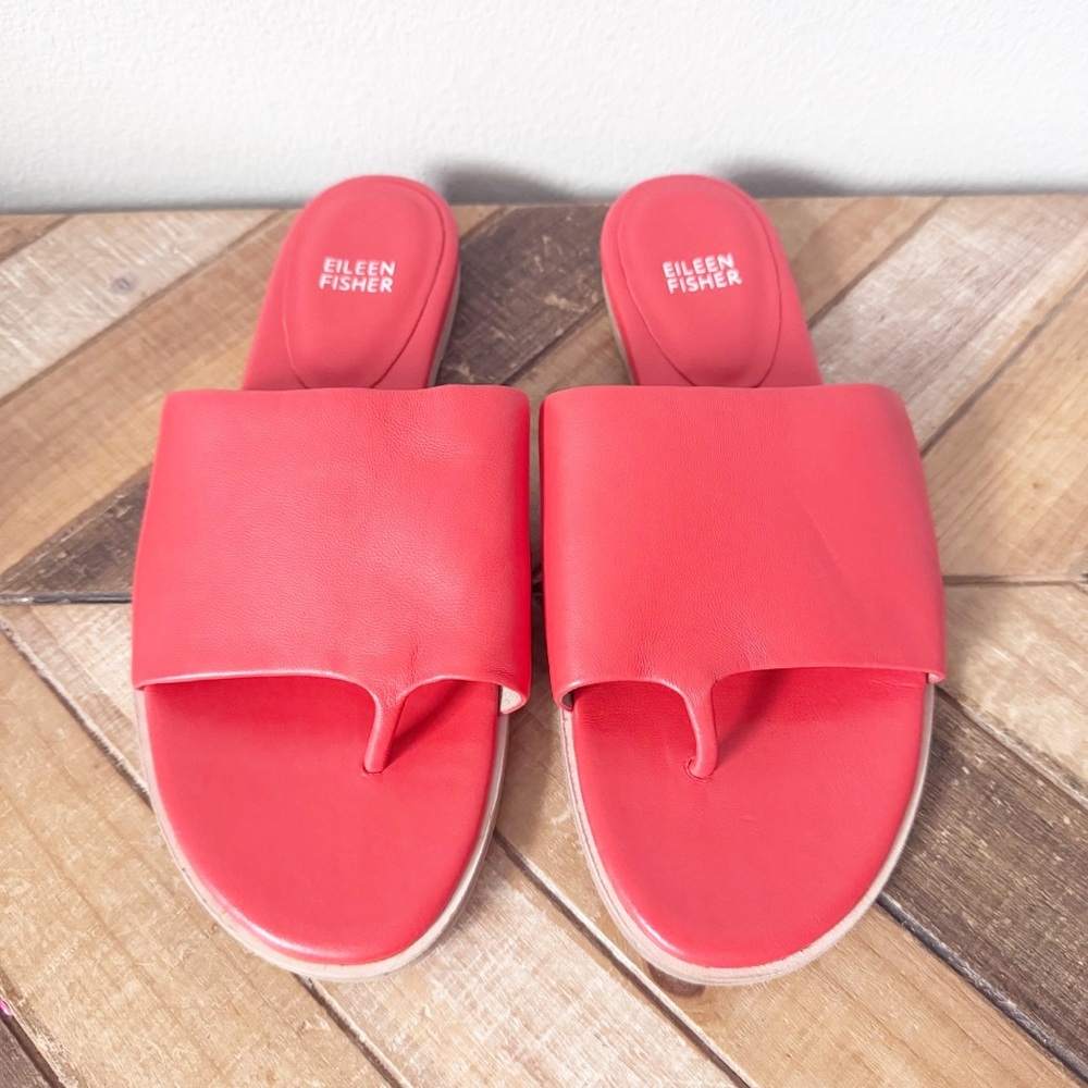 Eileen Fisher Edge Leather Sandal - Picture 8 of 11